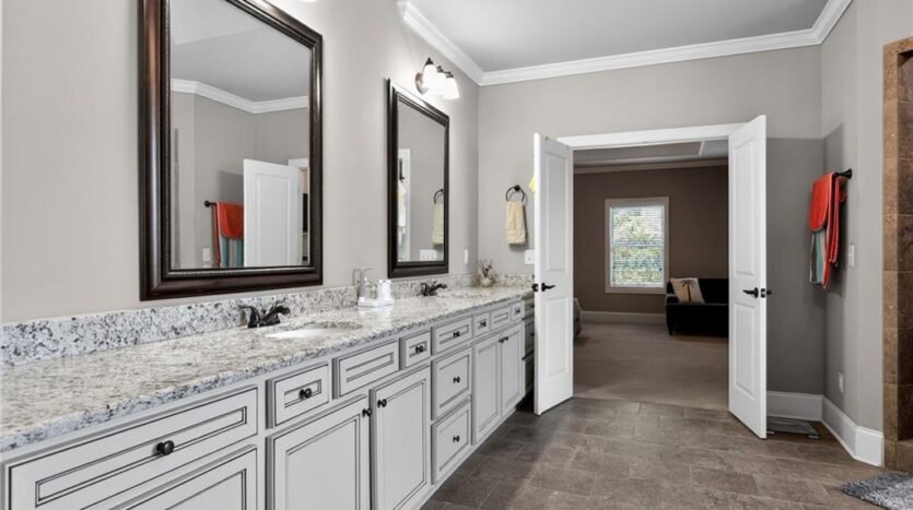 2083 Skybrooke Lane Hoschton, Georgia 30548
