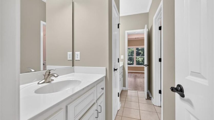 3285 Kylee Dawn Circle Lawrenceville, Georgia 30045