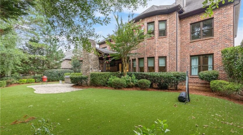 2051 Skybrooke Court Hoschton, Georgia 30548