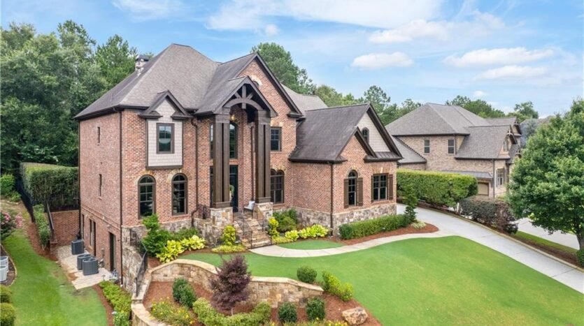 2051 Skybrooke Court Hoschton, Georgia 30548