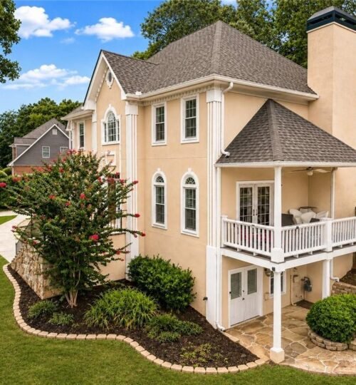 2121 Bennington Court Lawrenceville, Georgia 30043