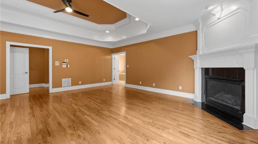 2122 Hunters Green Drive Lawrenceville, Georgia 30043