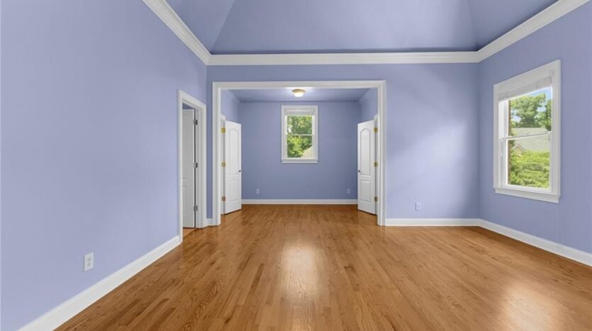 2122 Hunters Green Drive Lawrenceville, Georgia 30043
