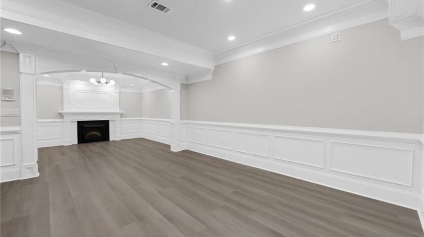 2122 Hunters Green Drive Lawrenceville, Georgia 30043