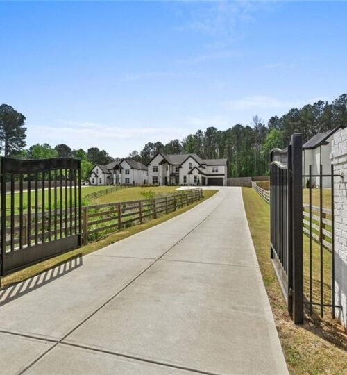 2694 Thompson Mill Road Buford, Georgia 30519
